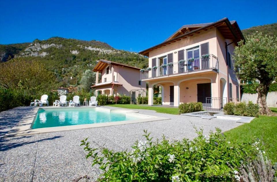 La Bella Ossuccio Villa Bagian luar foto